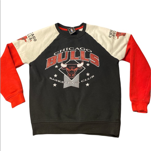 Chicago Bulls NBA Crew Neck - Picture 1 of 3